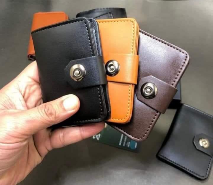 Classic Carry Wallet