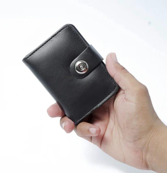 Classic Carry Wallet