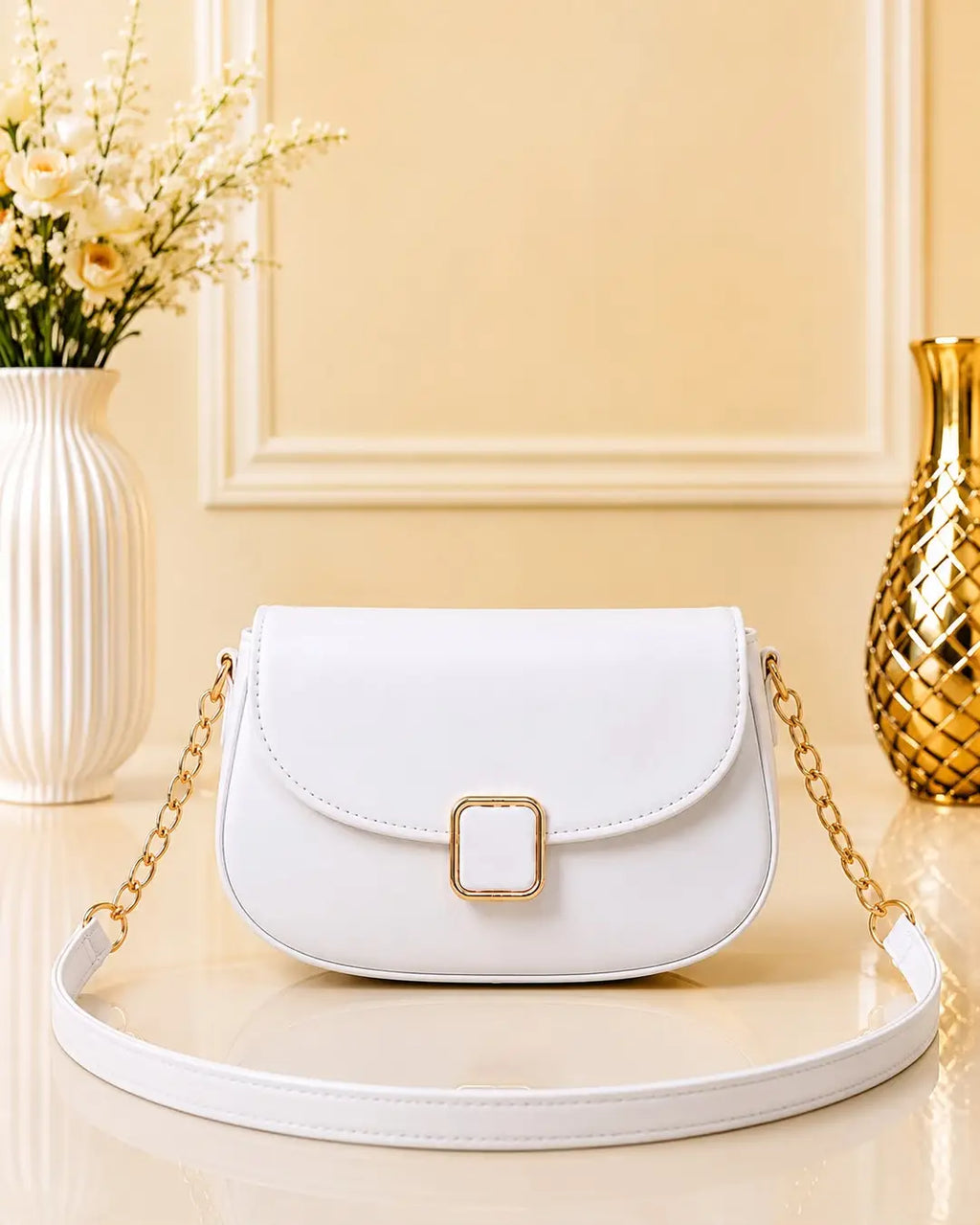 Elegant women leather shoulder bag