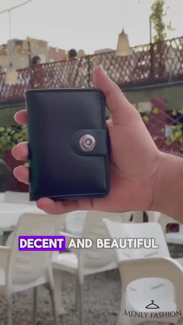 Classic Carry Wallet